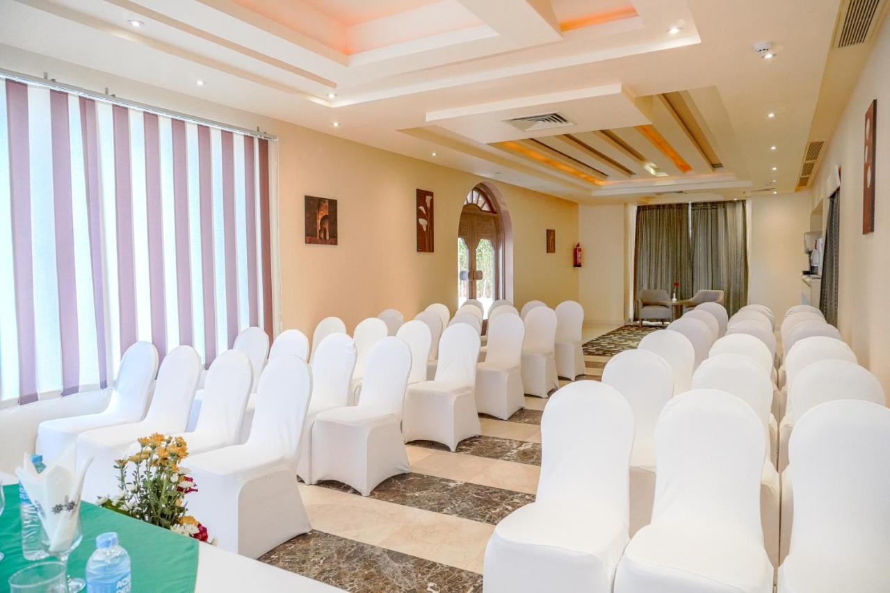 Hotel Charmillion Club Aquapark Sharm el Sheikh Esterno foto The hotel's conference room