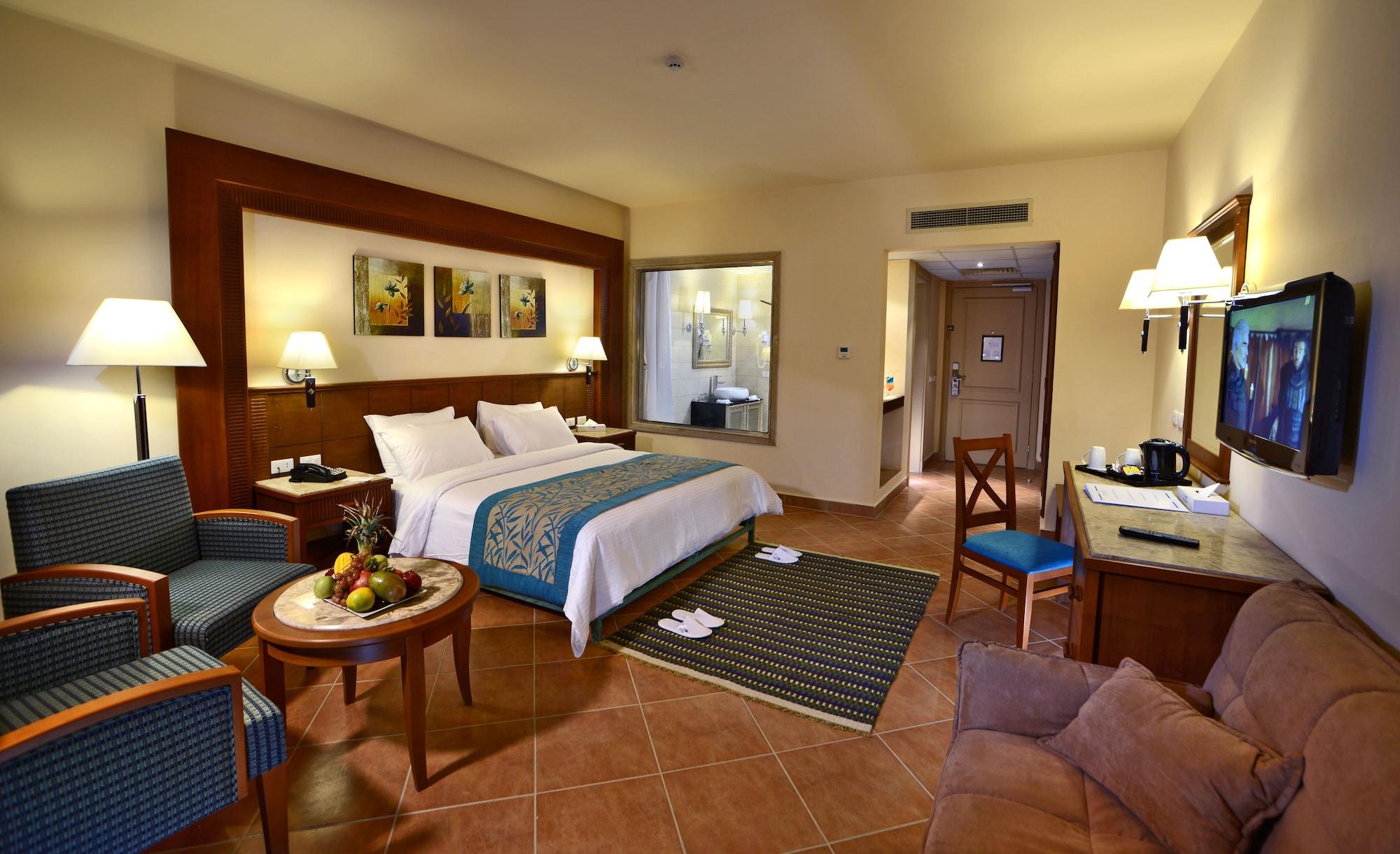 Hotel Charmillion Club Aquapark Sharm el Sheikh Esterno foto A room at the Hilton Sharm El Sheikh
