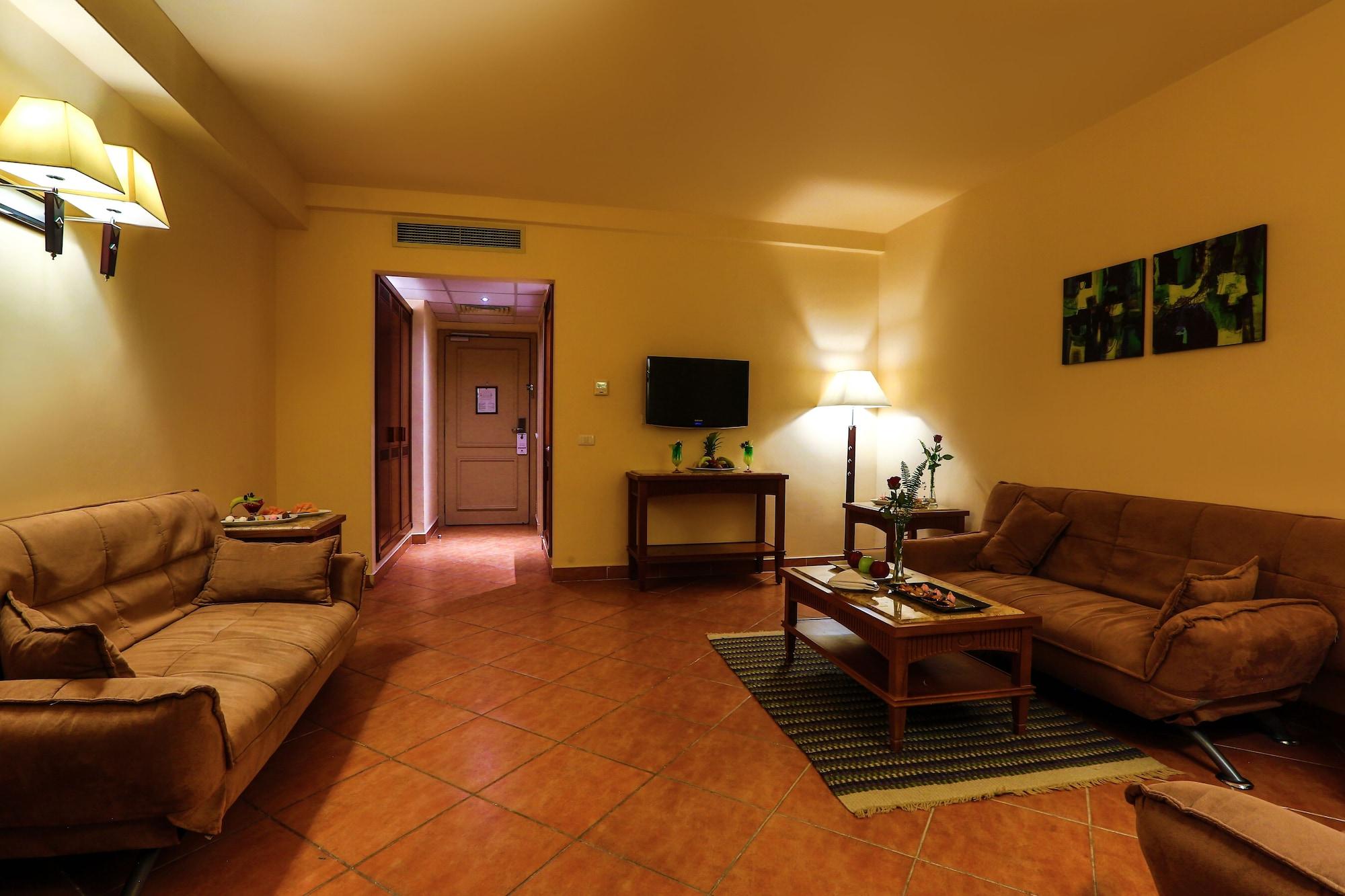 Hotel Charmillion Club Aquapark Sharm el Sheikh Esterno foto A living room
