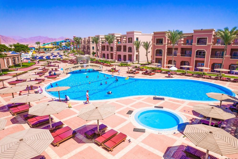 Hotel Charmillion Club Aquapark Sharm el Sheikh Esterno foto A resort in Sharm El Sheikh