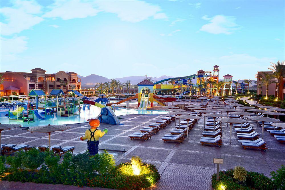 Hotel Charmillion Club Aquapark Sharm el Sheikh Esterno foto The water park at the Hilton Luxor Resort