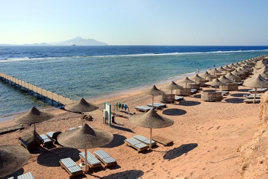 Hotel Charmillion Club Aquapark Sharm el Sheikh Esterno foto Beach at the Red Sea